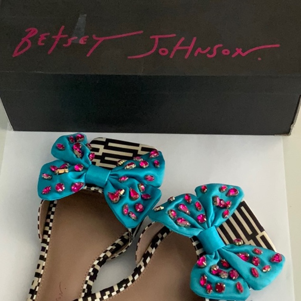 BetseyJohnson Turquoise Beaded Sandals